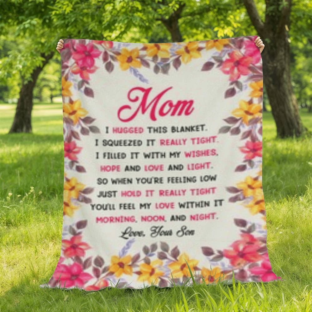 Mom- I Hugged This Blanket - Mink Touch Fleece Blanket